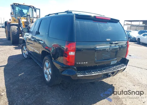 2013 Chevrolet Tahoe Ltz z USA, uszkodzony, nr VIN 1GNSKCE02DR291171